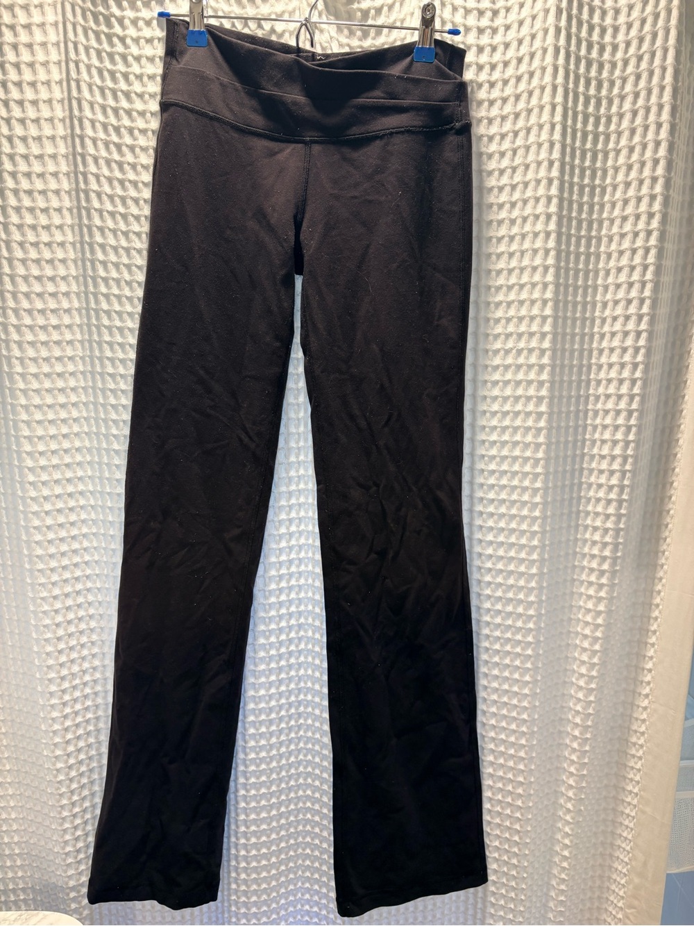 Black lululemon wunder under Flare Pants-sz 6